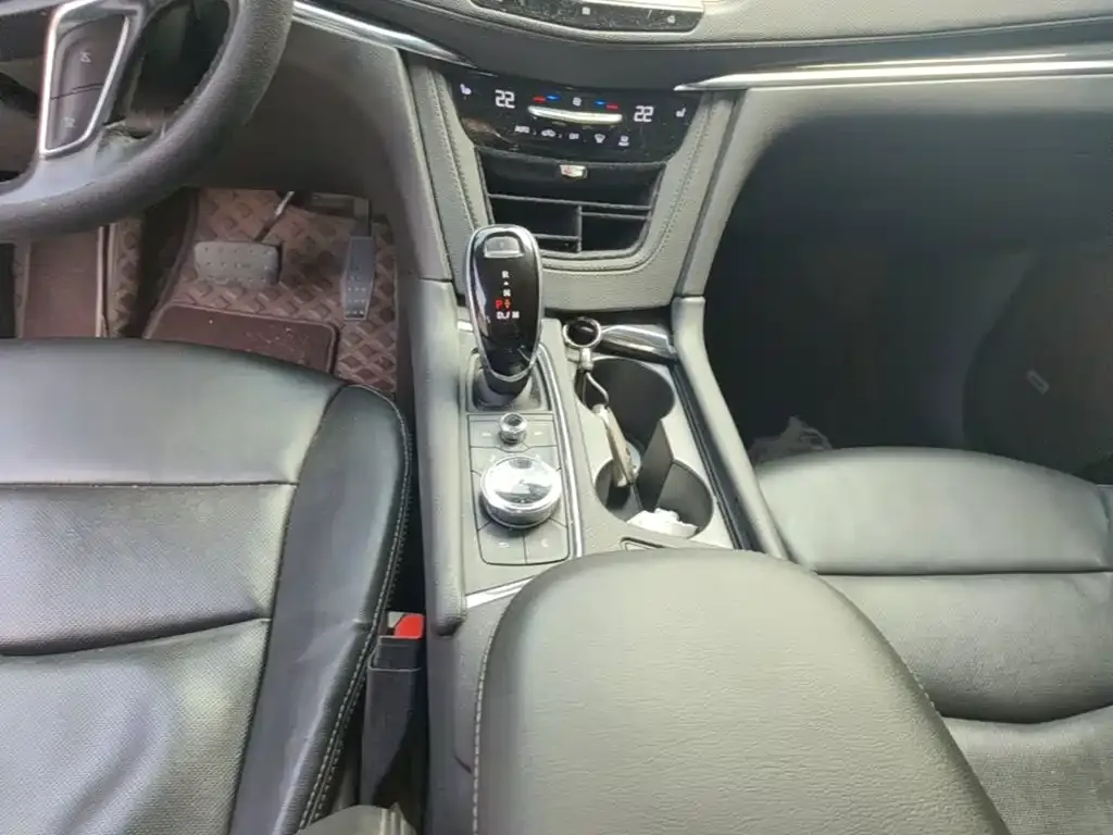 Cadillac XT5 Facelift 28T Luxury Model 2020 — фото 14