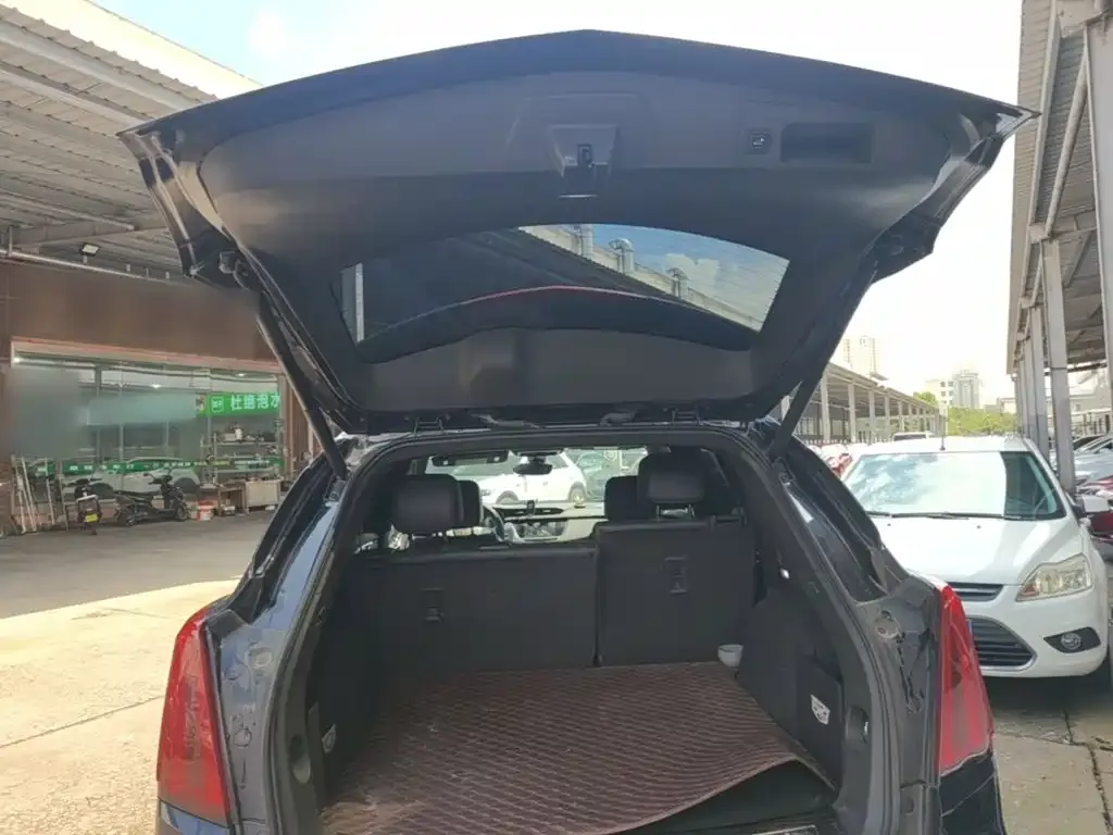 Cadillac XT5 Facelift 28T Luxury Model 2020 — фото 19