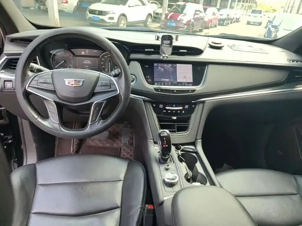 Cadillac XT5 Facelift 28T Luxury Model 2020 — фото 10