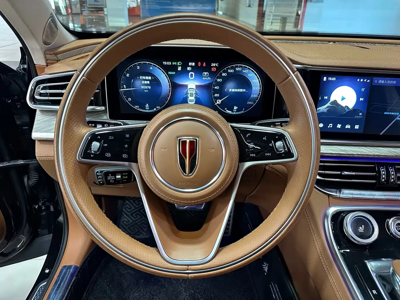 Hongqi H9 2.0T Smart Connection Qi Chang Edition 2021 — фото 9