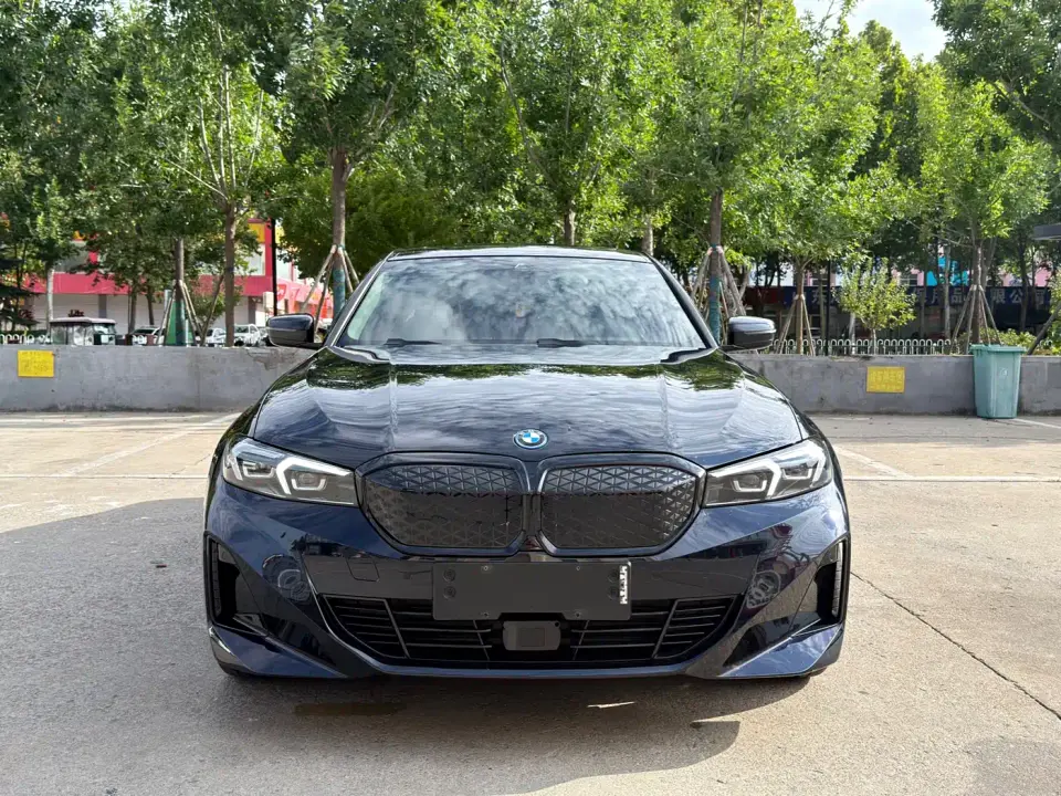 BMW i3 eDrive 35 L 2025
