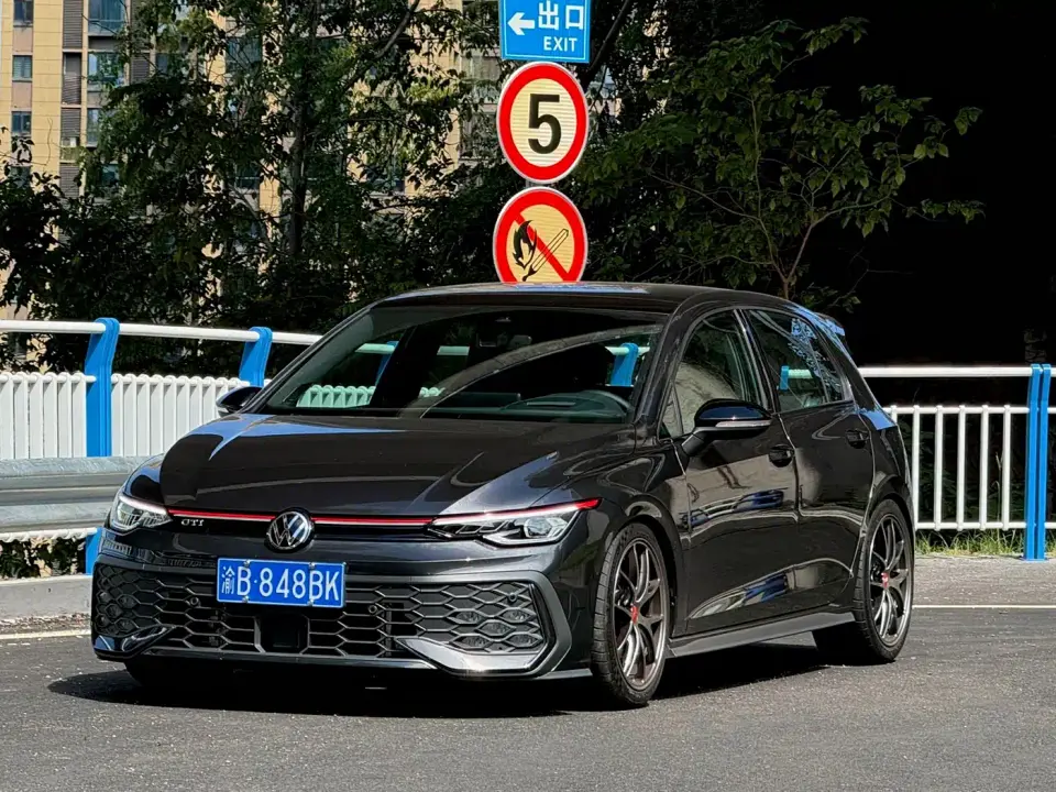 Volkswagen Golf GTI 380TSI DSG GTI 2026