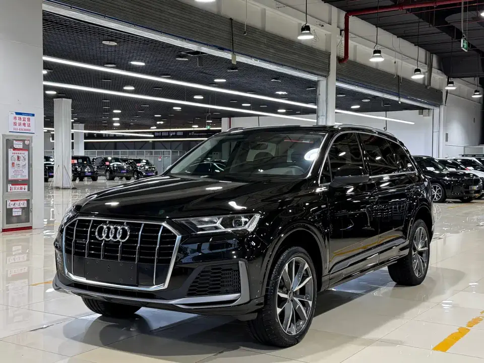 Audi Q7 55 TFSI quattro S line Sport 2022