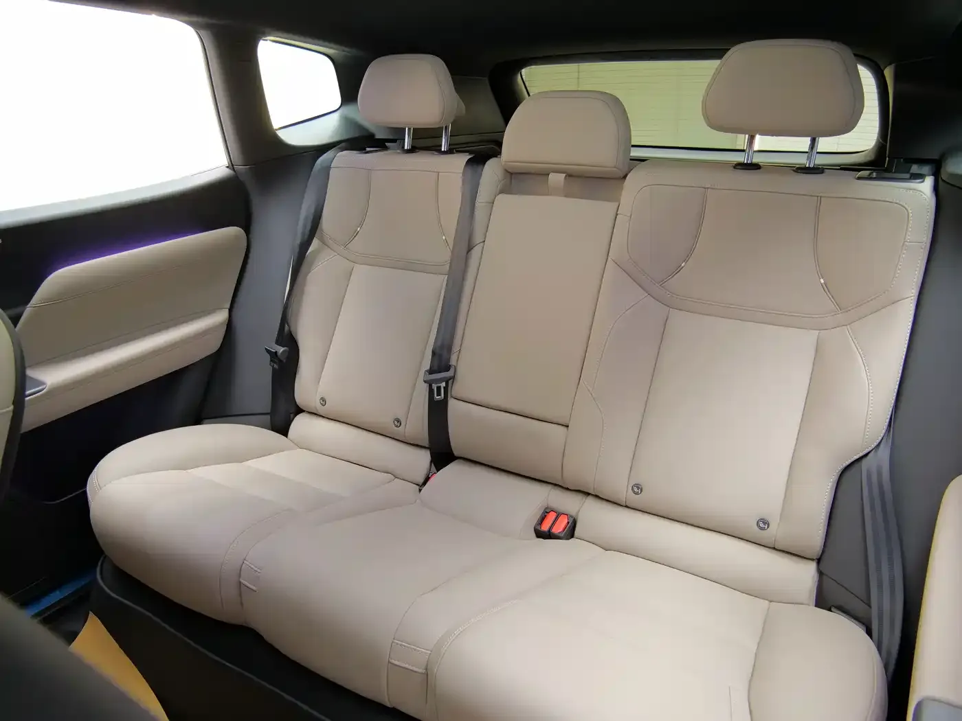 Volvo XC70 Plug-in Hybrid Standard 2025 — фото 11