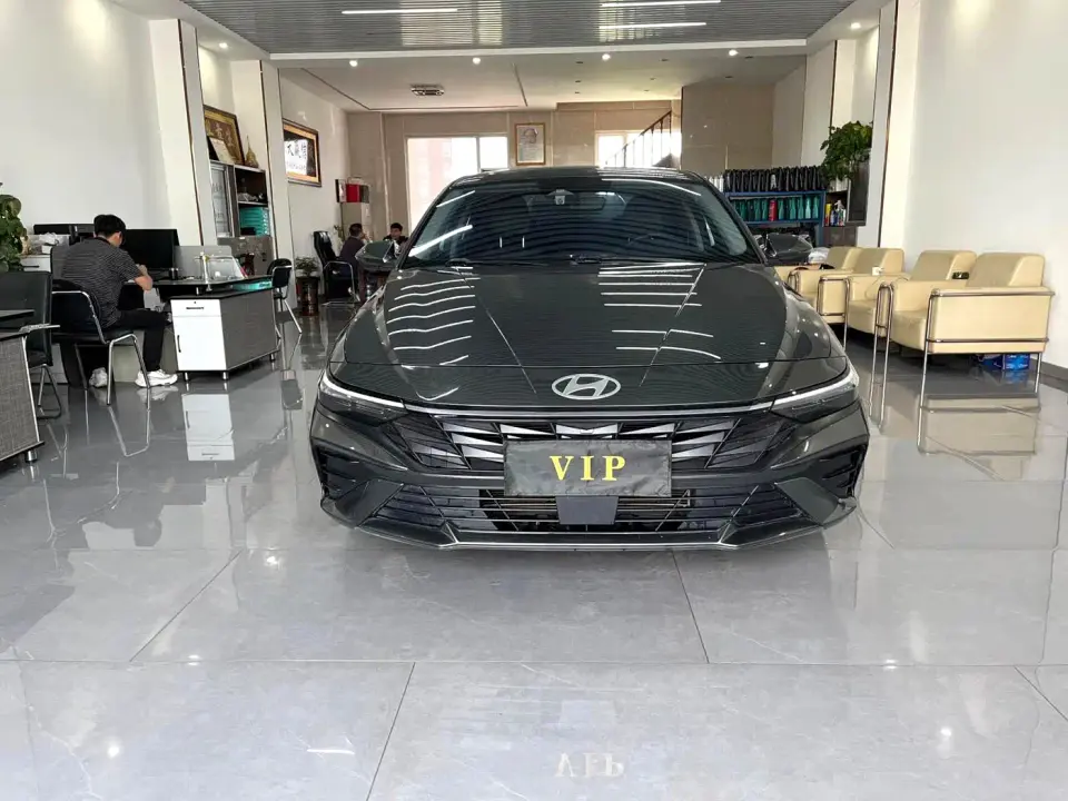 Hyundai Elantra Model 1.5L CVT LUX Premium Edition 2024