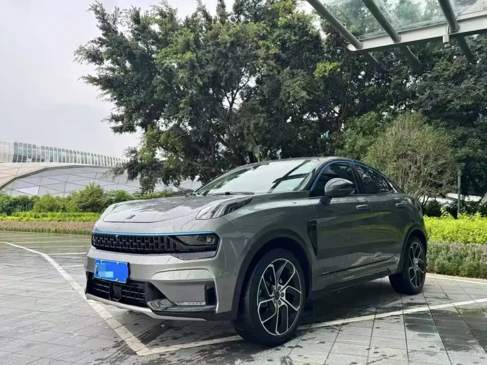 Lynk & Co 05 2.0TD 2WD Shine Halo 2021