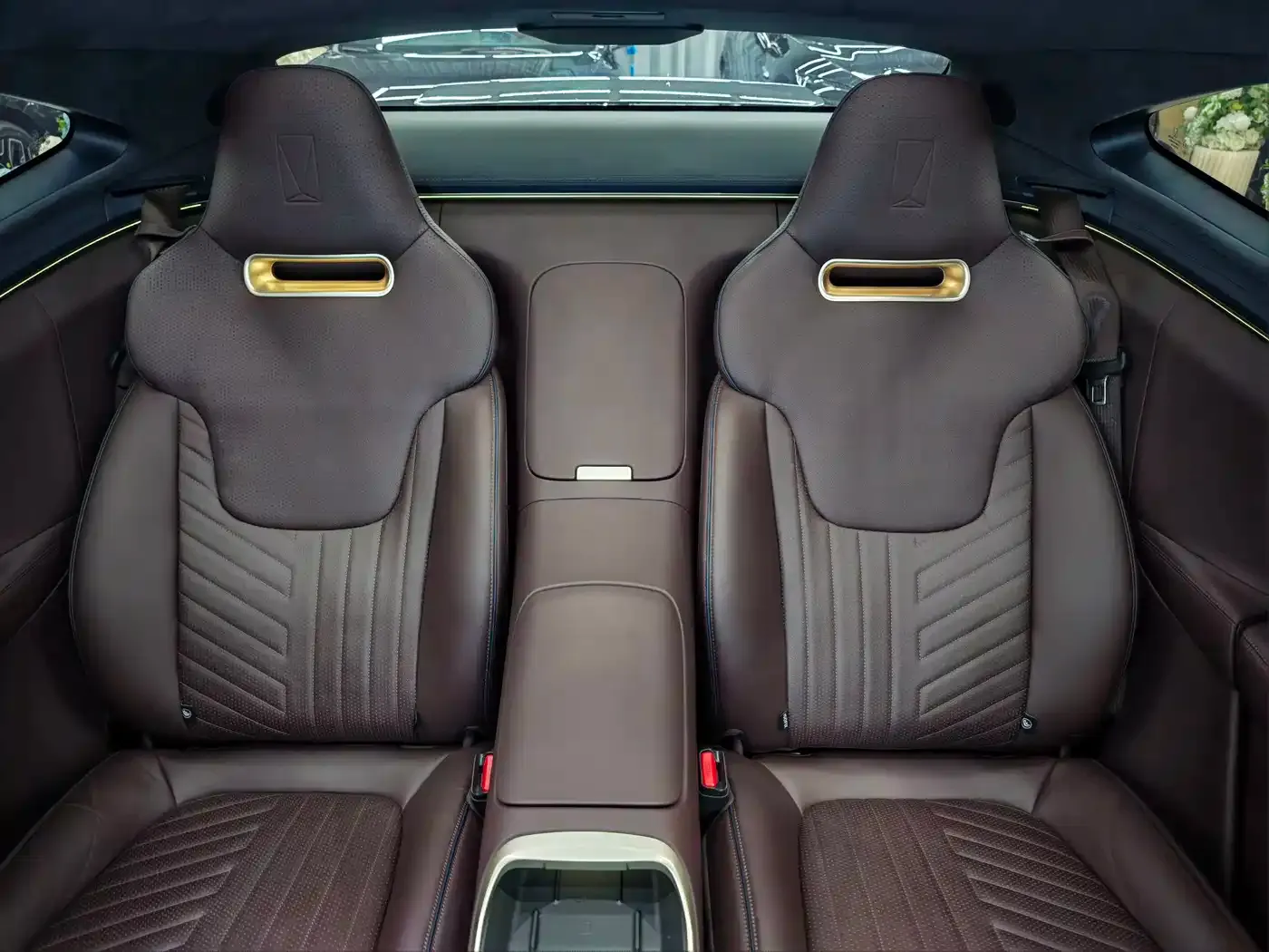Avatr 11 Extended Range Dual Motor Luxury Edition 4-Seater 2023 — фото 15