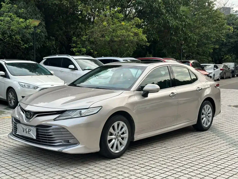 Toyota Camry Facelift 2.0G Luxury Edition 2020