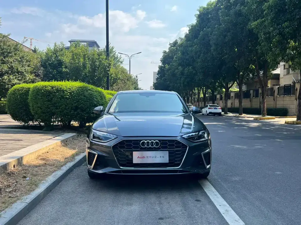 Audi A4L 40 TFSI Fashion Dynamic 2021
