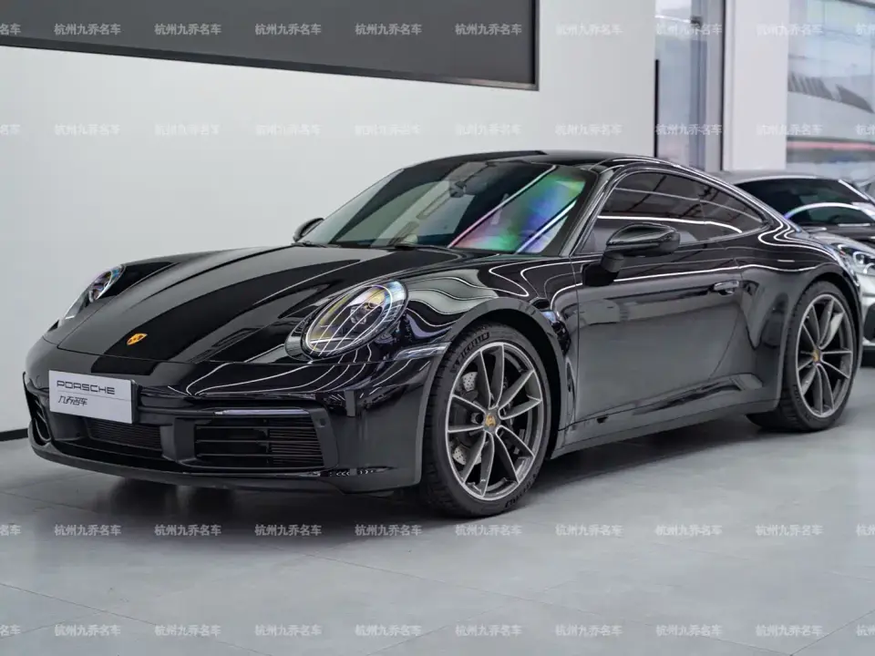 Porsche 911 Carrera 3.0T 2023