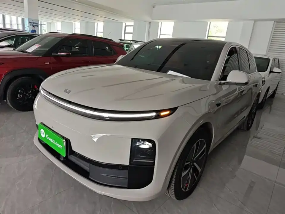 Li Auto L6 Pro 2025
