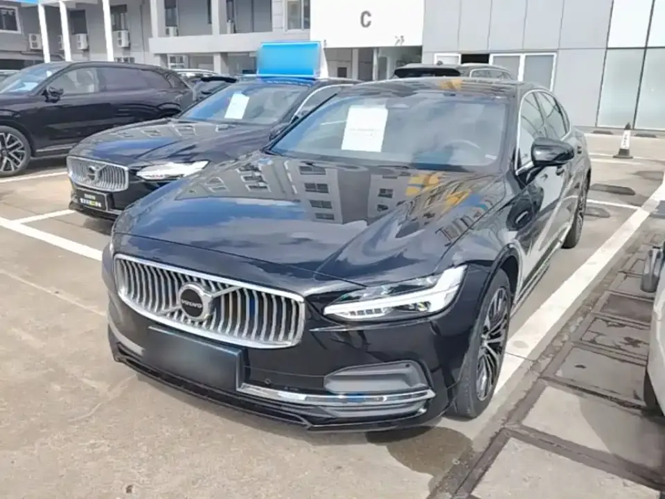 Volvo S90 B5 Zhiyi Luxury Edition 2024