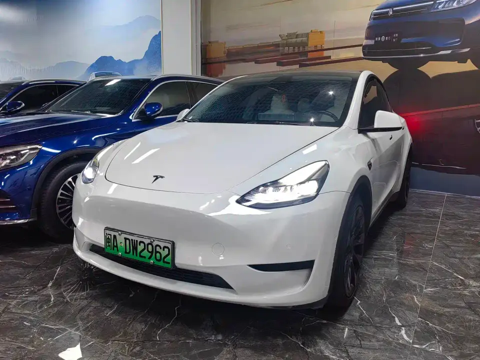 Tesla Model Y Facelift Rear-Wheel Drive Version 2022