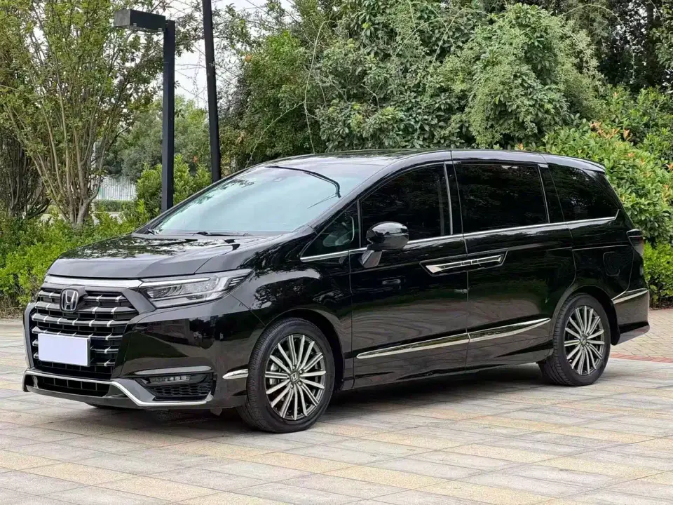 Honda Elysion 2.0L e:HEV Luxury 2022