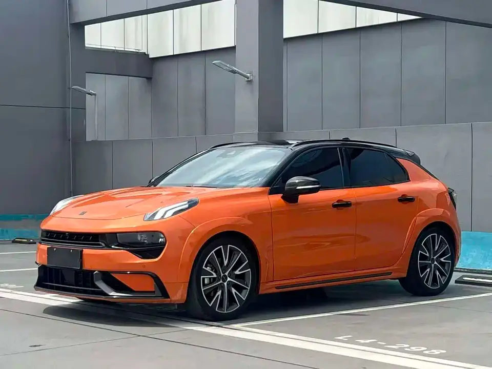 Lynk & Co 02 Hatchback 2.0TD Halo 2022
