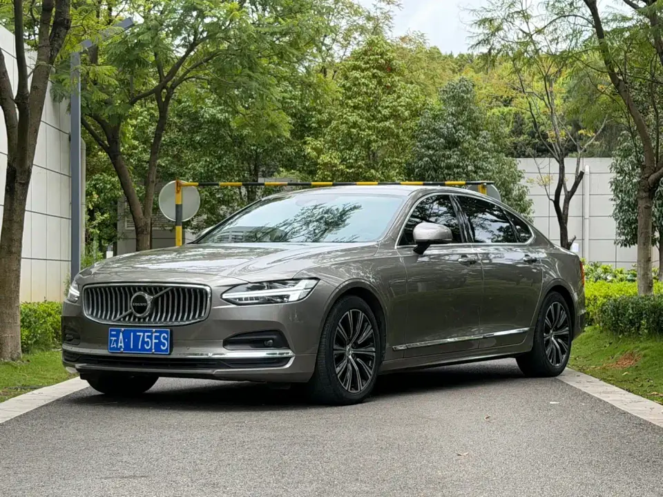 Volvo S90 Model B5 Inscription Luxury Edition 2021