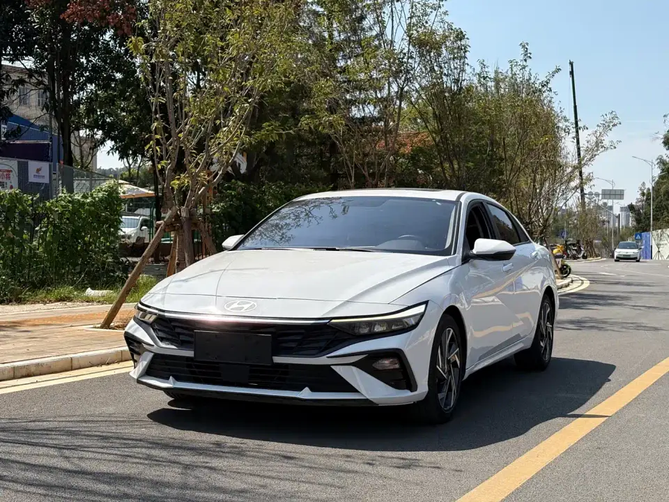 Hyundai Elantra 1.5L CVT GLX Elite Edition 2024