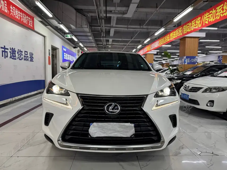 Lexus NX 200 FWD Sharp Edition China VI 2021