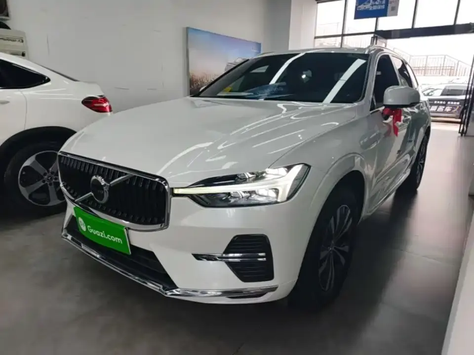 Volvo XC60 B5 AWD Smart Luxury Edition 2022