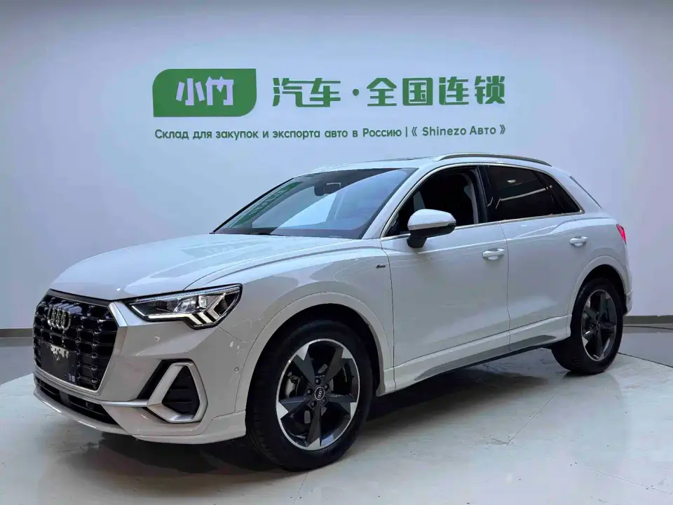 Audi Q3 35 TFSI Fashion Dynamic (1.4T) 2023