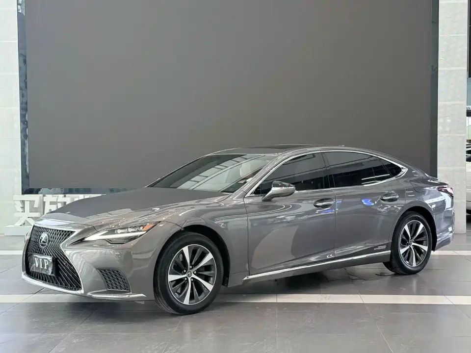 Lexus LS 500h Excellence Edition 2022