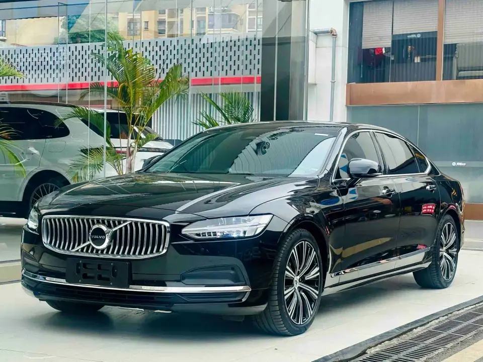Volvo S90 B5 Intelligent Vision Luxury Edition 2023