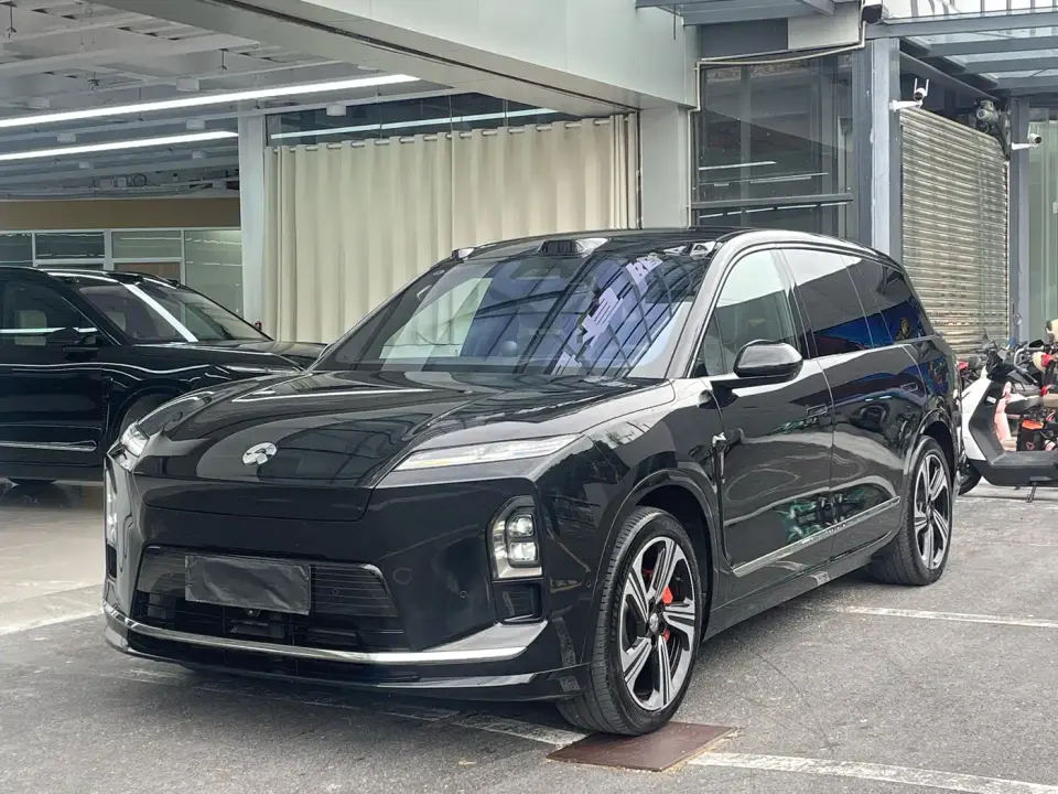NIO ES8 Model 6-Seat Executive Luxury Edition 2025