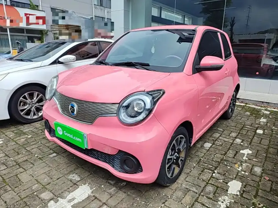 Huachen Xinyi i03 318km 31.45kWh 2022