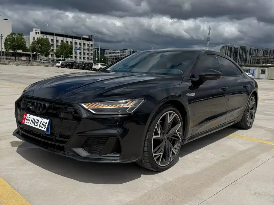 Audi A7L 45 TFSI quattro Premium Luxury 2024