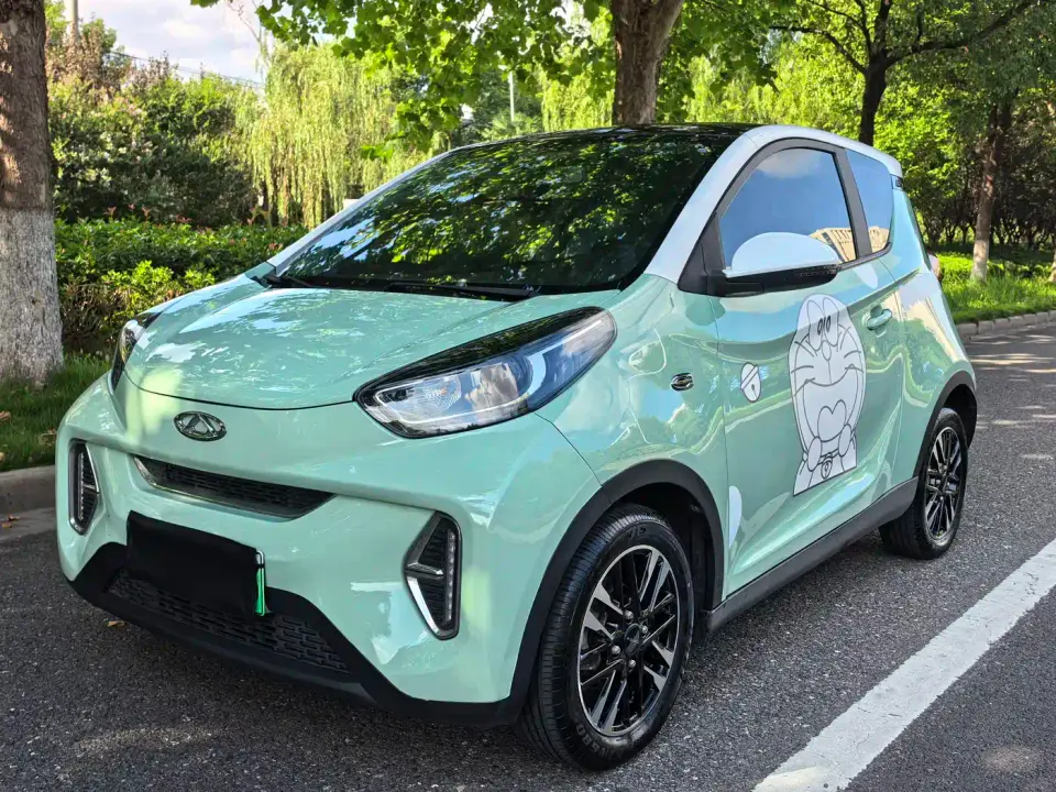QQ New Energy Little Ant Facelift Sweet Edition Half Sugar LFP 30.7kWh 30kW 301km 2022