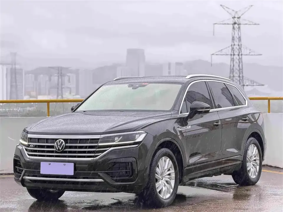 Volkswagen Touareg 2.0TSI R-Line 2021
