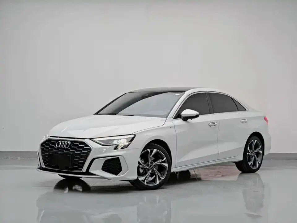 Audi A3 Facelift A3L Limousine 35 TFSI Luxury Sport 2023