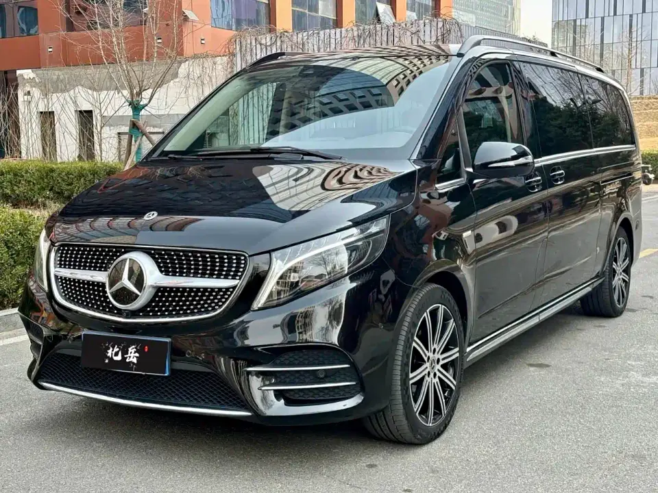 Mercedes-Benz V-Class V 260 L Long Wheelbase Luxury Edition 2023