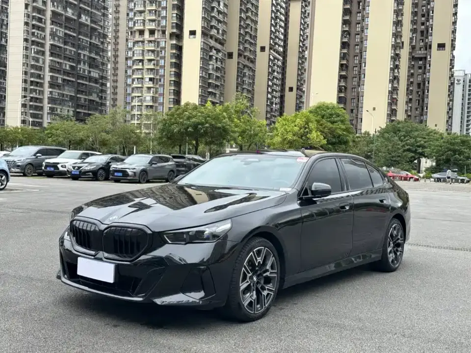 BMW 5 Series 530Li Exclusive M Sport Package 2026