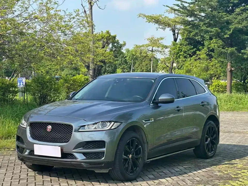 Jaguar F-PACE 2.0T Urban Premium Edition 2019