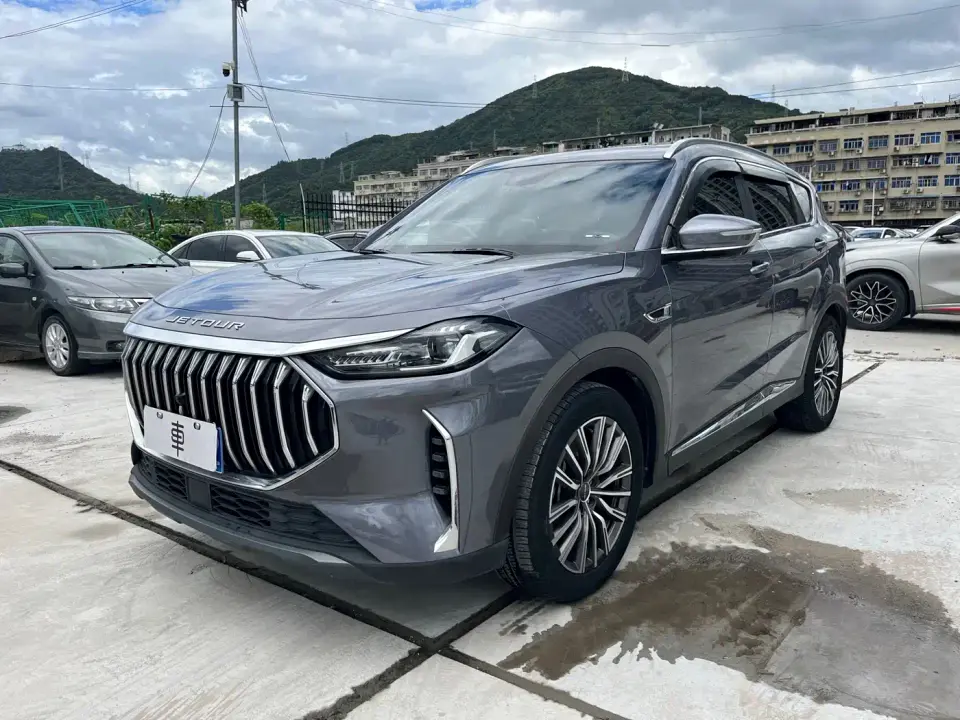 Jetour X70 PLUS 1.6T DCT Champion 7-seater 2023