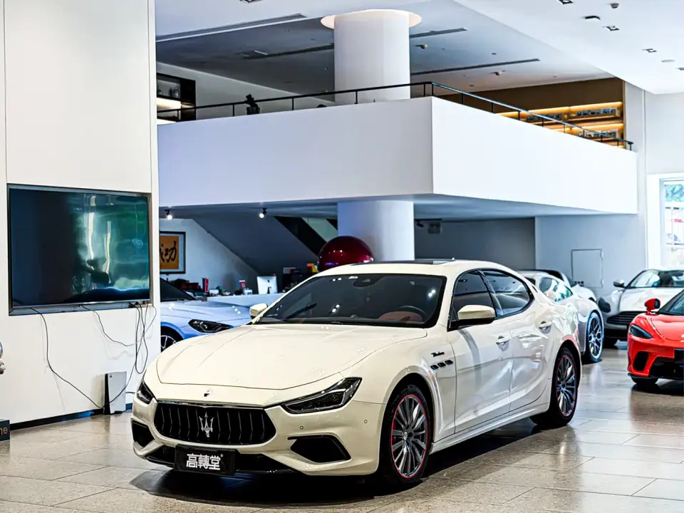 Maserati Ghibli 3.0T Modena 2023