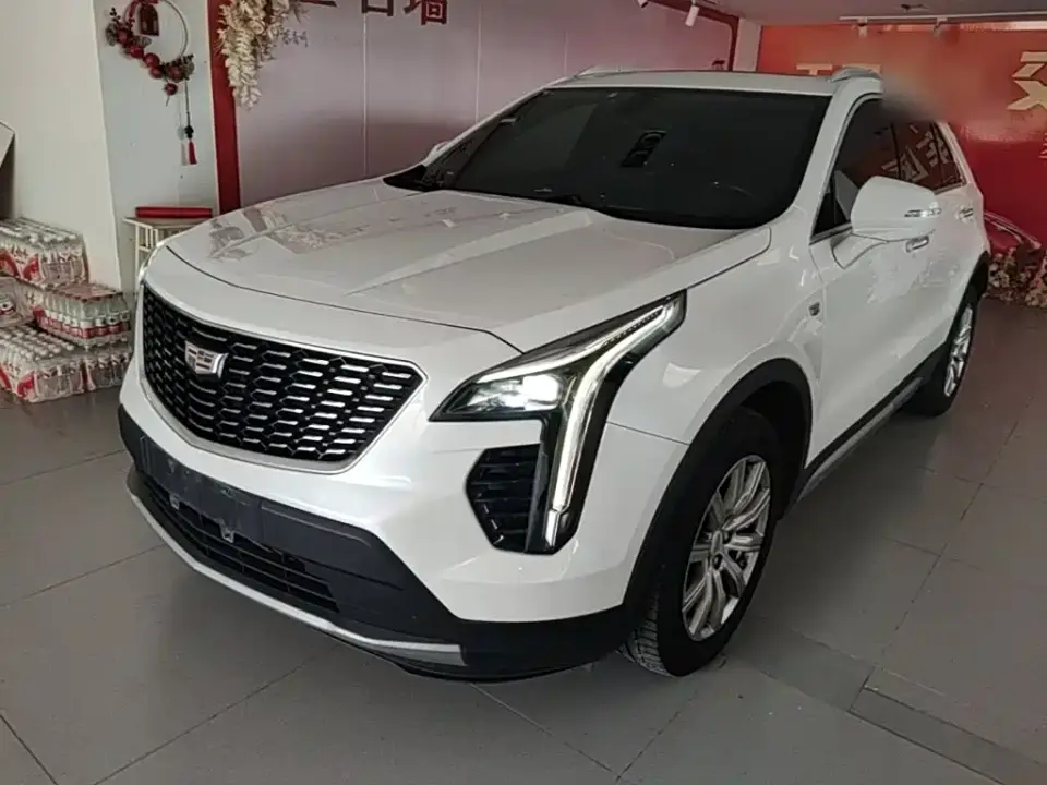 Cadillac XT4 28T FWD Leading Edition 2020