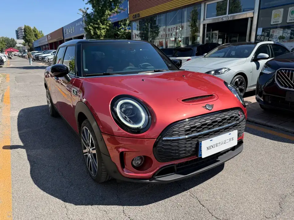 Mini CLUBMAN 2.0T COOPER S Connoisseur 2024