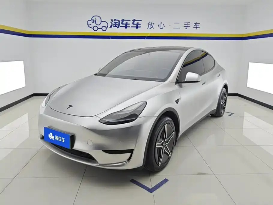 Tesla Model Y Rear-Wheel Drive Edition 2024