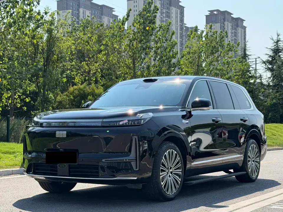 Geely Galaxy Galaxy M9 Base Model 2025