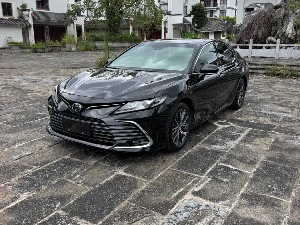 Toyota Camry 2.5G Luxury Edition 2021