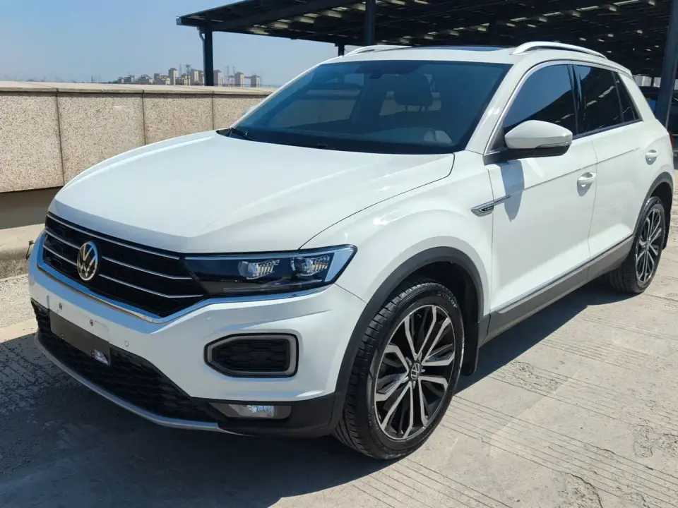 Volkswagen T-ROC Facelift 280TSI DSG 4WD Luxury Smart Connect Edition 2022