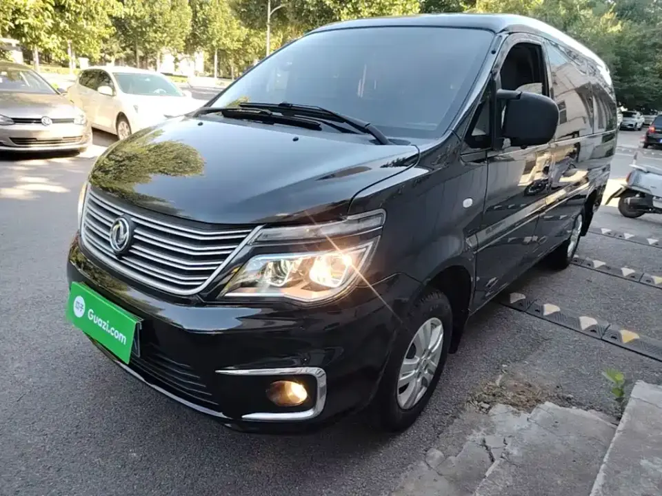 Dongfeng Fengxing Lingzhi M5L 2.0L 7-seater Comfort 2019