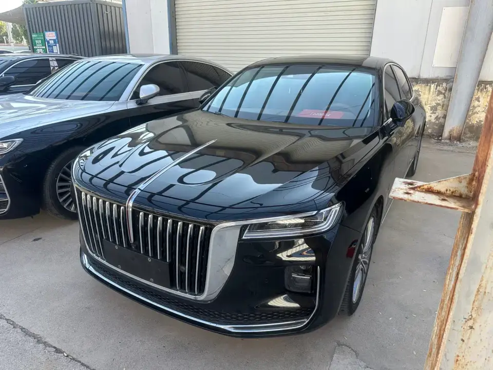 Hongqi H9 2.0T Smart Connection Qi Xiang Edition 2021