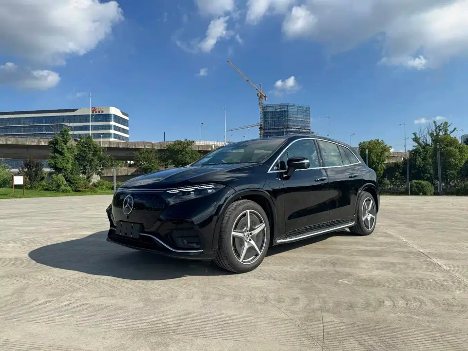 Mercedes-Benz EQS SUV Model 500 4MATIC 2026