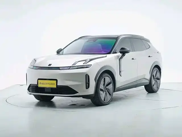 Lynk & Co 08 EM-P 220km AWD Performance Halo 2024