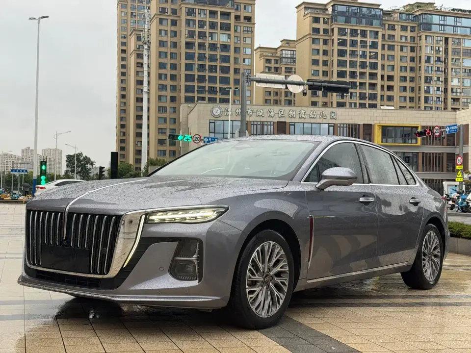 Hongqi H5 2.0T Auto Smart Connect Flag Comfort 2024