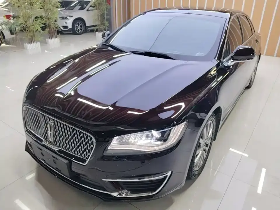 Lincoln MKZ 2.0T Premium Edition 2020