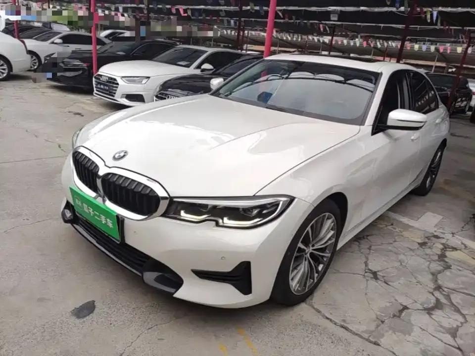 BMW 3 Series 320i Sport Package 2020
